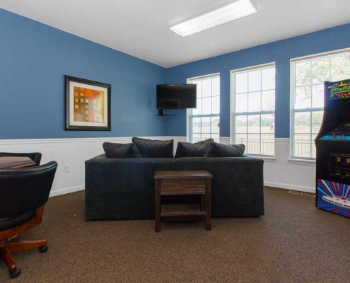 Beacon Pointe Apartments Community Game Room