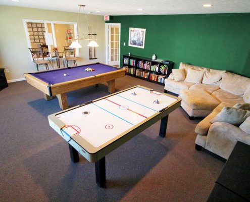 Lynhurst Park Apartments Game Room